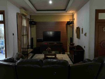 Dijual Rumah Besar Mewah Grand Galaxy City