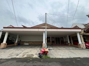 Sewa Rumah Rapih Besar Meadow Green 3 Kamar Furnish, Lippo Cikarang, Bekasi