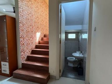 Siap Huni !! Dijual Rumah Rapih Nyaman 6X24m di Lippo Karawaci