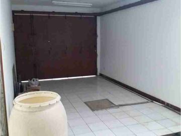 Rumah Luas di Sayap Srimahi Regol Bandung Tengah Lokasi Strategis LB 250 harga 3 Milyar