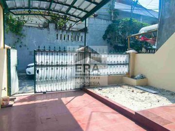 Rumah Murah di Rawamangun dalam Dalam Perumahan jalan 2 mobil