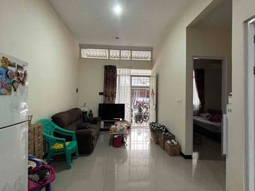 dijual rumah siap huni sudah Renov di sherwood Taman kopo indah 5