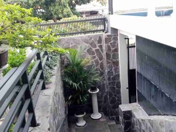 Rumah 2 lantai Mewah Dekat Bandara di Wologito Semarang Barat
