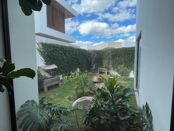 VENTA CASA LOMA DE GOLF $28,000,000