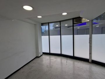 Insurgentes San Borja excelente oficina