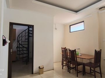 Kantor 2 Lt Full Furnish Siap Pakai di Sayap BKR Pasirluyu