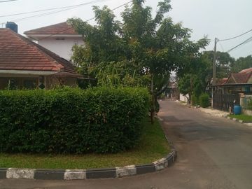 Rumah 2 Lantai Hook di Bumi Adipura Gedebage Bandung