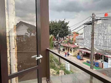 Dijual Rumah di bekasi, Pekayon Raya Selangkah Ke Grand Galaxy Bekasi
