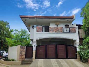 2 Storey Townhouse in Village East Village Cainta Rizal with 4 Bedrooms SD