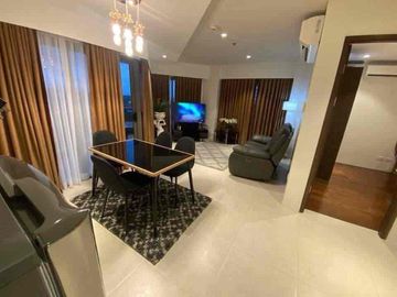 FOR RENT FULLY FURNISH 1 BEDROOM CONDO UNIT WITH FULL BEACH ACCESS