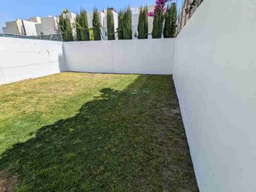 MC Casa en Venta en Foresta, privada Acacias, modelo Terra