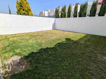 MC Casa en Venta en Foresta, privada Acacias, modelo Terra