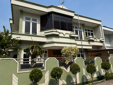 Dijual Rumah 2 Lantai di Summarecon Kelapa Gading – LT 261 m², Lokasi Strategis
