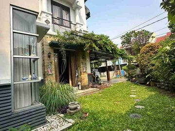 Rumah 2 Lantai, Strategis di Harapan Indah Bekasi