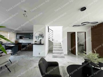 CASA CERCA DE PUERTO INTERIOR