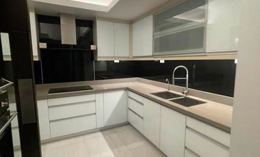 For Rent:3BR Loft type in One Serendra BGC for 300k per mos!