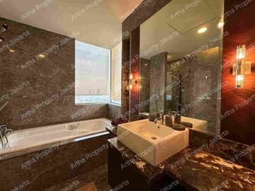 Disewa Capital Residences SCBD