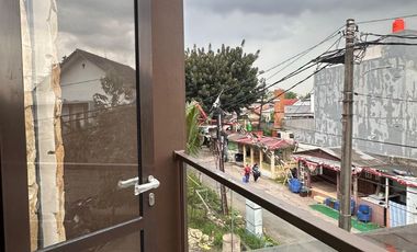 Dijual Rumah Siap Huni di Pekayon Raya Selangkah Ke Grand Galaxy Bekasi