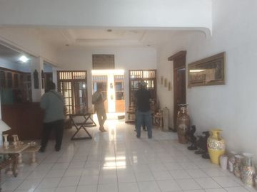 Full Perabot Rumah Malang Akses Mobil Simpangan 1 Menit Gerbang Tol Sawojajar