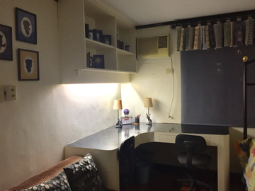Fully Furnished 2BR Condo Unit FOR SALE in Valencia Hills, New Manila, Quezon City