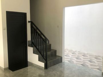 Rumah modern dengan desain nyaman untuk keluarga muda maupun investasi kos mahasiswa di lembang bandung