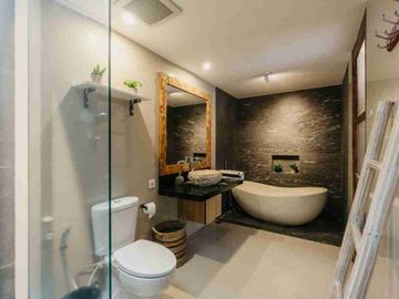 Villa Modern Tropis Mewah di Tegal Cupek Umalas