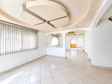 Casa en renta en Jardín Dorado, Tijuana