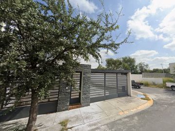 Propiedad en venta ubicada en Apodaca, Nuevo León