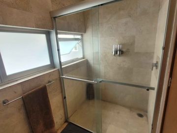 VENTA DE CASA EN CONTRY, NUEVO LEON.