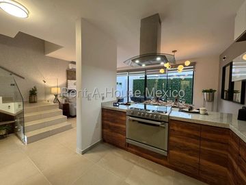 CASA VENTA ZIBATA, 3 RECAMARAS, 3 BAÑOS.