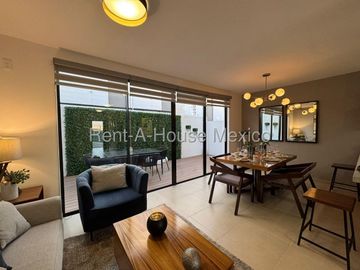 CASA VENTA ZIBATA, 3 RECAMARAS, 3 BAÑOS.