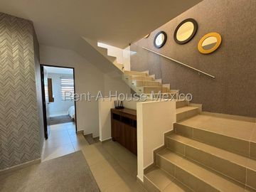 CASA VENTA ZIBATA, 3 RECAMARAS, 3 BAÑOS.