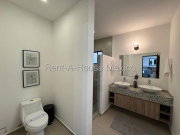 CASA VENTA ZIBATA, 3 RECAMARAS, 3 BAÑOS.