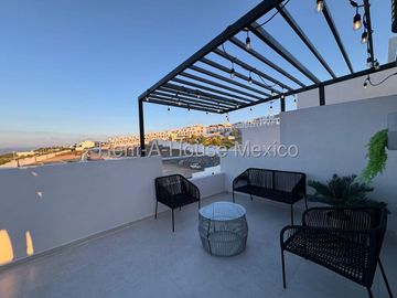 CASA VENTA ZIBATA, 3 RECAMARAS, 3 BAÑOS.