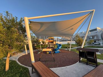 CASA VENTA ZIBATA, 3 RECAMARAS, 3 BAÑOS.