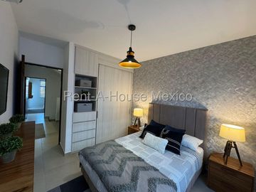 CASA VENTA ZIBATA, 3 RECAMARAS, 3 BAÑOS.
