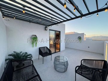 CASA VENTA ZIBATA, 3 RECAMARAS, 3 BAÑOS.