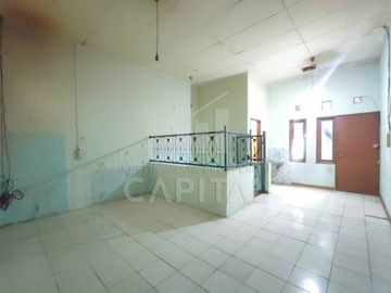 RUKO SIAP HUNI DI TAMAN HOLIS INDAH DEKAT BPK PENABUR