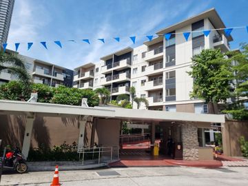 FOR SALE! 2BR Fully-furnished Low Rise Condo Unit at One Antonio, Sacred Heart cor. Dao St., San Antonio Village, Makati City