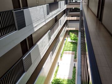 FOR SALE! 2BR Fully-furnished Low Rise Condo Unit at One Antonio, Sacred Heart cor. Dao St., San Antonio Village, Makati City