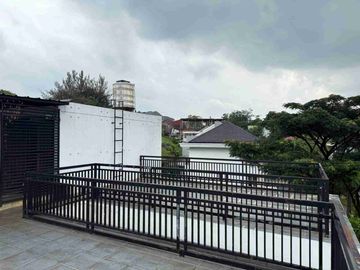 🏡✨ DIJUAL RUMAH MEWAH – SENTUL CITY ✨🏡