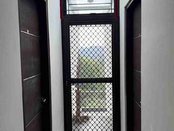 🏡✨ DIJUAL RUMAH MEWAH – SENTUL CITY ✨🏡