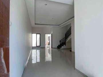 BARU GRESS‼️Rumah Rungkut Mapan Tengah