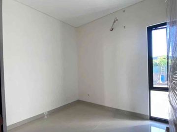 BARU GRESS‼️Rumah Rungkut Mapan Tengah
