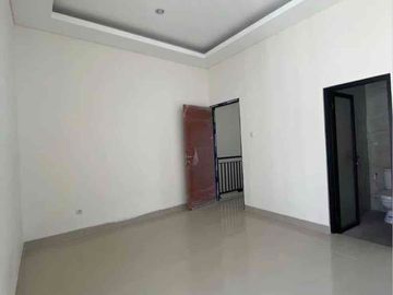 BARU GRESS‼️Rumah Rungkut Mapan Tengah