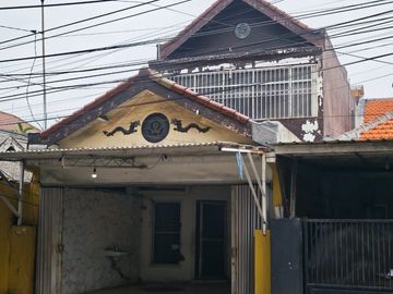 Rumah di Mayjend Sungkono Surabaya Lokasi Strategis Harga Terbaik