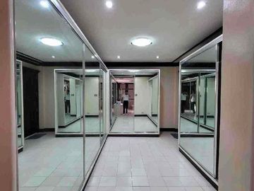 Fully furnished townhouse in Laguna