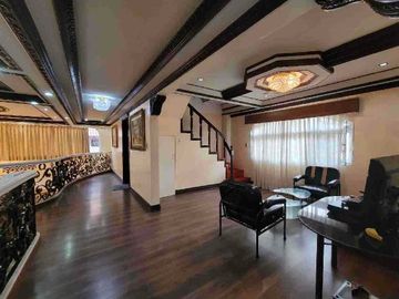 Fully furnished townhouse in Laguna
