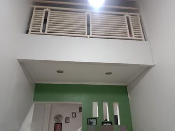 Jual rumah sektor 6 gading serpong kondisi baru rapi dan 2 tingkat