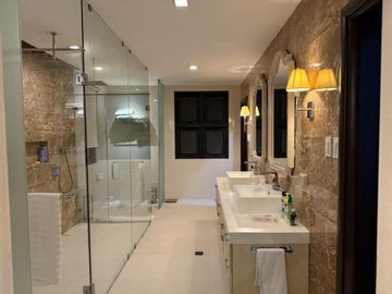 FOR SALE: 5-Bedroom Single-Family House in Ayala Alabang Village, Muntinlupa City